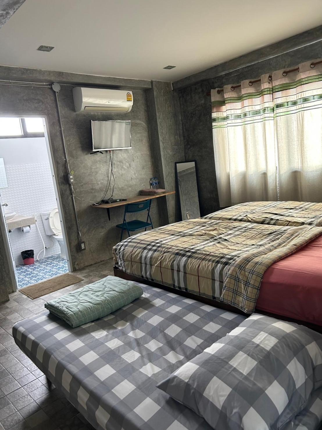 Chiangmai Hometel Чиангмай Экстерьер фото